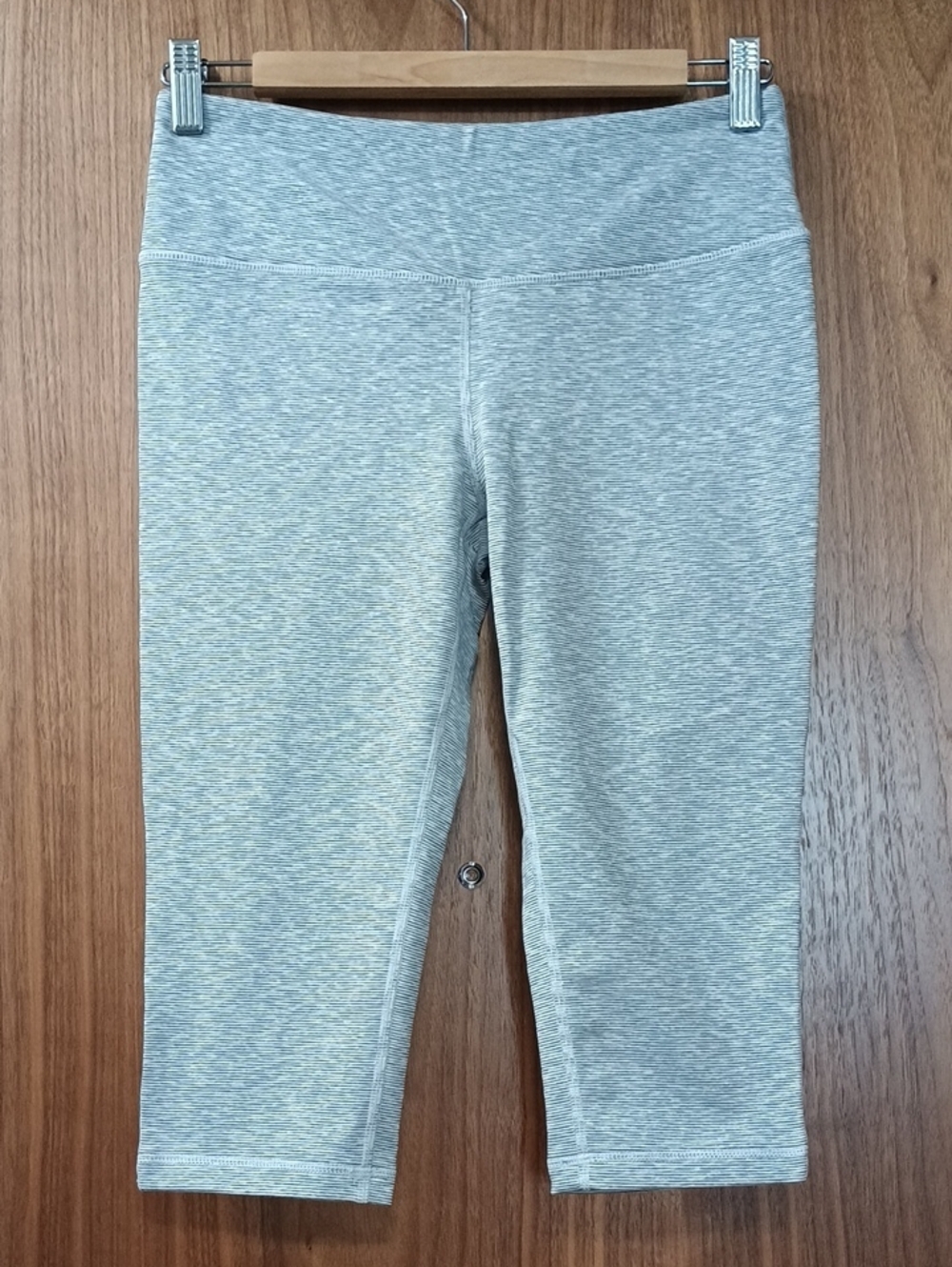 3/$15 Joe Fresh Gray Active Leggings M